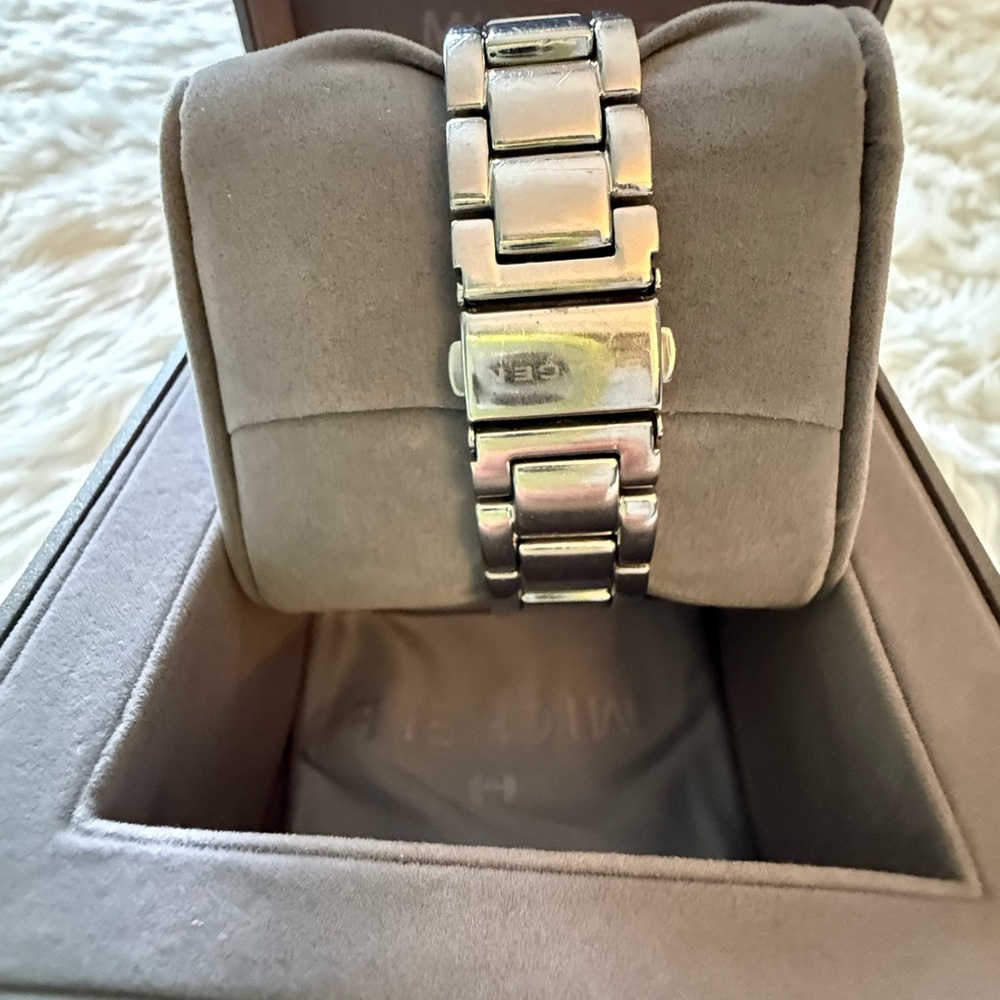 Skagen Silver 555SSXD Women’s Watch - Picture 3 of 3